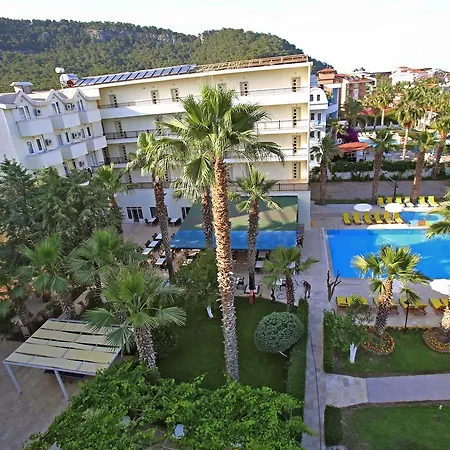 Twins Hotel 3*