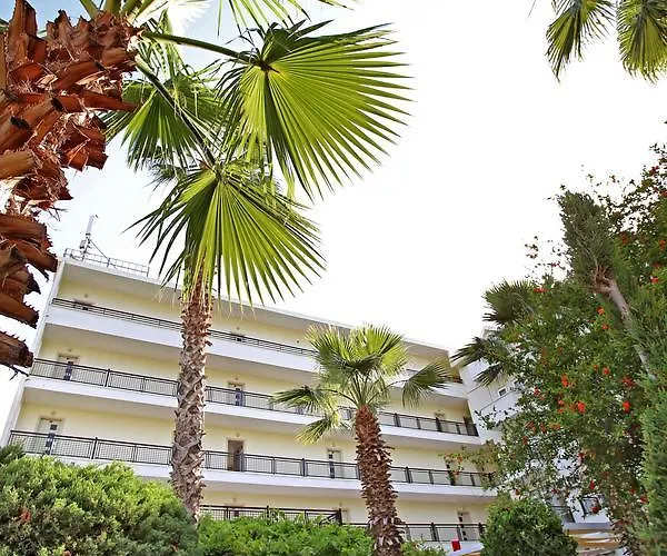 Hotell Twins 3*