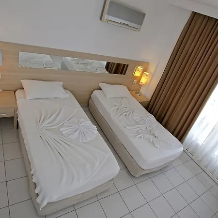 Hotel Twins 3*